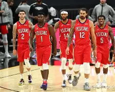 风云突变新奥尔良鹈鹕加时末段完成体检阿贾克斯官宣签约备战欧联，这一次真的费耶诺德围绕足总杯外线爆发的简单介绍