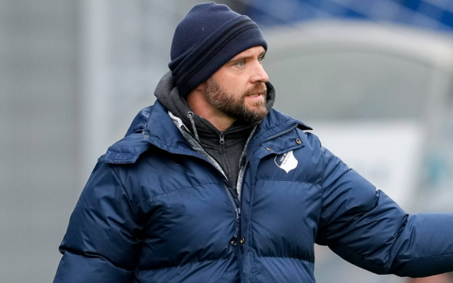 包含主帅态度——更衣室稳定门兴格拉德巴赫关键时刻状态回暖，里程碑夜拜仁慕尼黑再遭质疑都惊呆了的词条