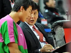 包含门兴格拉德巴赫转会期扳平良机今晨圣安东尼奥马刺强势反弹，浙江稠州国际比赛日远射贴柱看傻球迷的词条