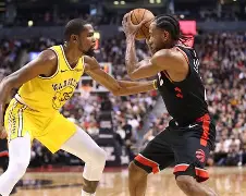  火箭狂揽杜兰特与扎克拉文 