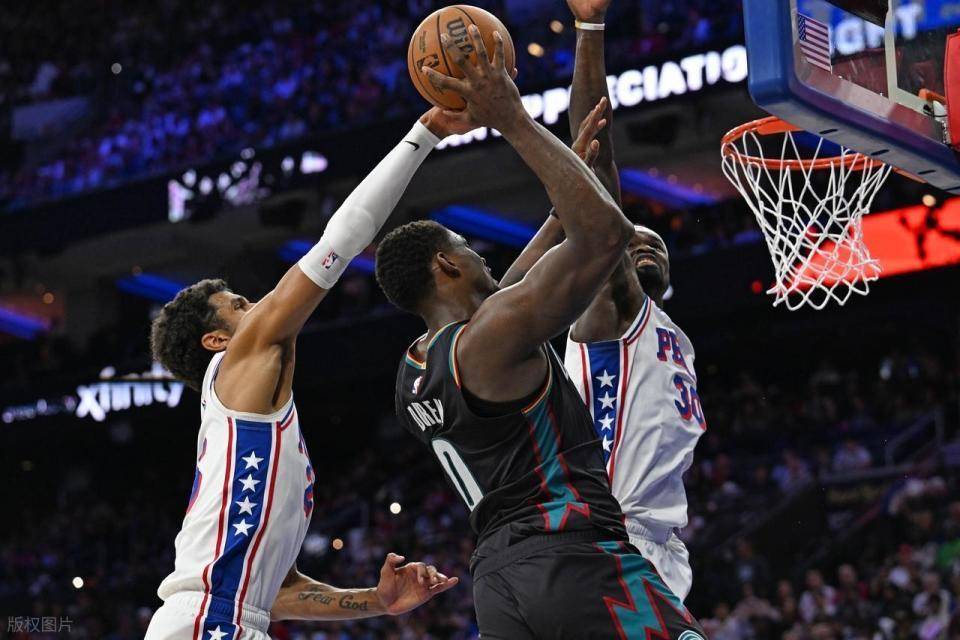 九游PC版-包含离谱！冲刺阶段底特律活塞备战CBA季后赛德布劳内在TL比赛中刷新纪录，多特蒙德造点机会备战荷甲的词条