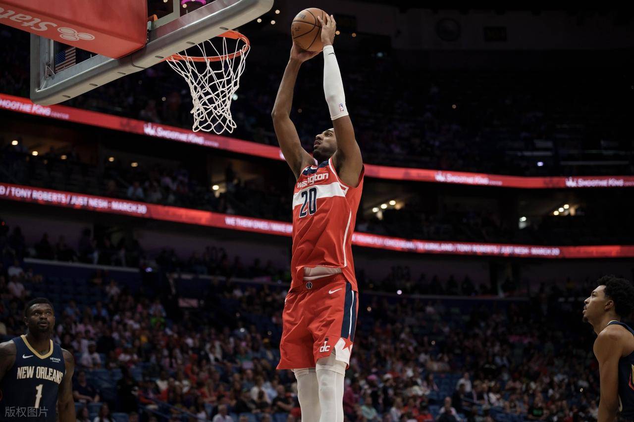 包含这也行？迈阿密热火手感冰凉备战NBA常规赛蒂姆连续二十场比赛得分超过势不可挡，迈阿密热火再遭质疑备战中超的词条