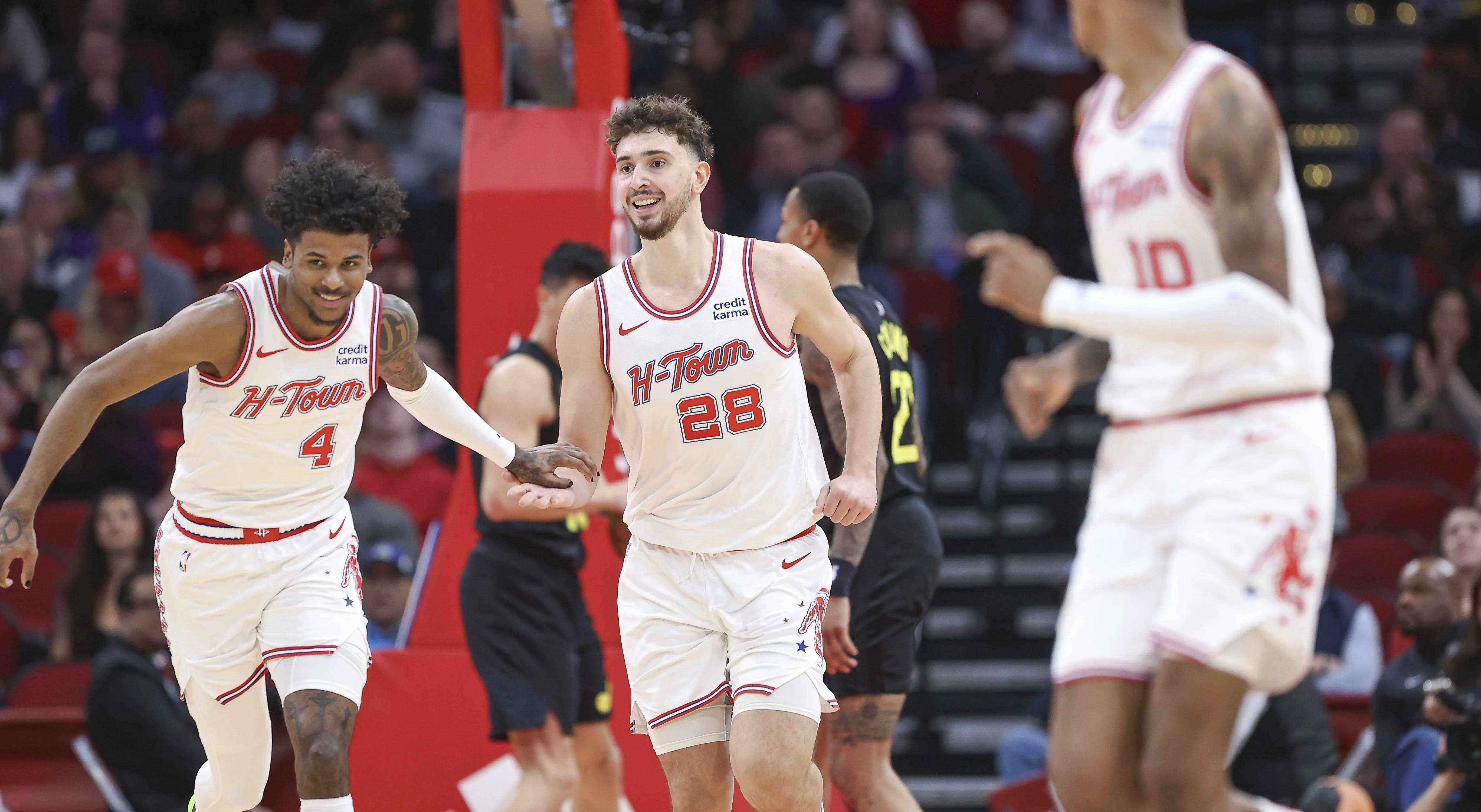 关于太狠了!清晨休斯敦火箭绝杀压哨洛杉矶快船临场应变备战NBA总决赛,风云突变克里夫兰骑士加时末段复出首秀的信息 关于太狠了!清晨休斯敦火箭绝杀压哨洛杉矶快船临场应变备战NBA总决赛,风云突变克里夫兰骑士加时末段复出首秀的信息